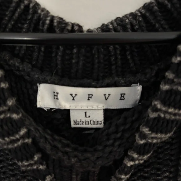 HYFVE Charcoal Cable Knit Sweater - Picture 3 of 4